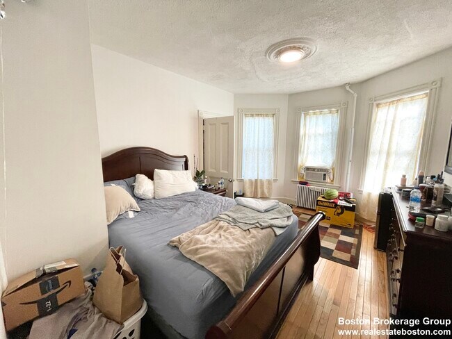 Photo - 22 Humphreys St