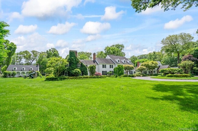 Photo - 8 Stonegate Ln