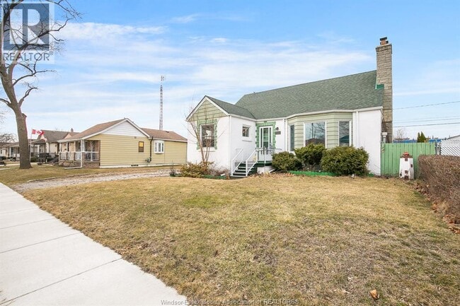 Photo - 2653 Alexis Rd