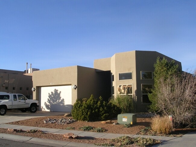 Photo - 6411 Consuelo Point St NE