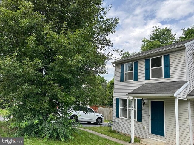 Photo - 241 Merrbaugh Dr
