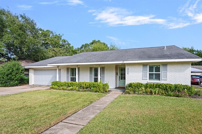 Photo - 4738 Spellman Rd