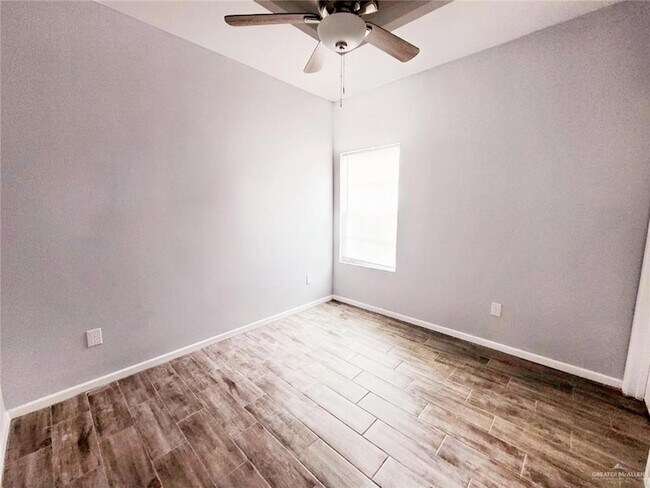 Photo - 3911 Valeria St Unit 5