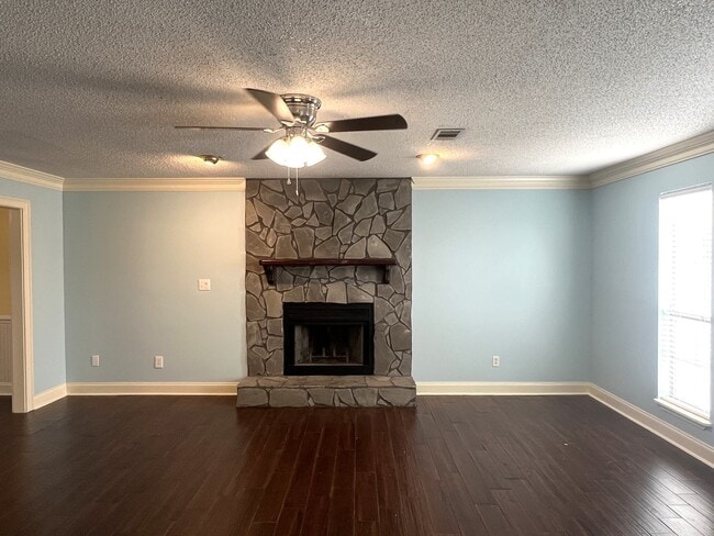 Photo - Great Home in Dove Cove Subdivision