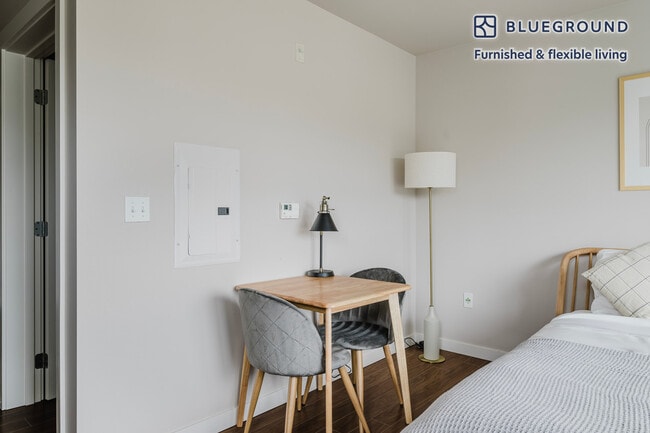 Photo - 10333 Main St Unit FL5-ID825