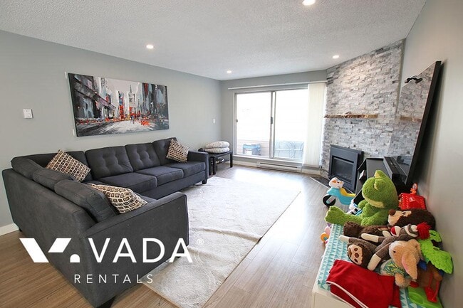 Photo - Parkwoods Fir 2 BR APT Rental 302-9644 134 St Surrey: VADA Unit 302