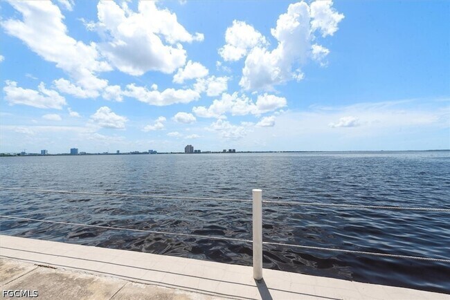 3490 N Key Dr Unit 212