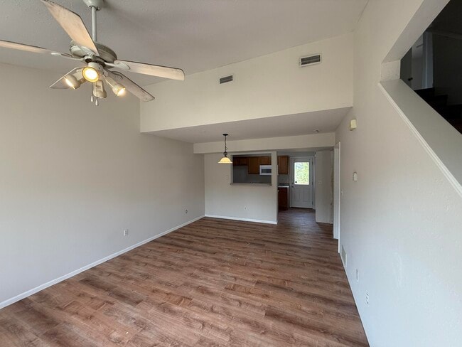 Photo - 1415 Raleigh Dr