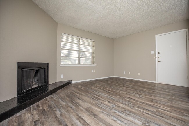 Photo - Toscana Apartments