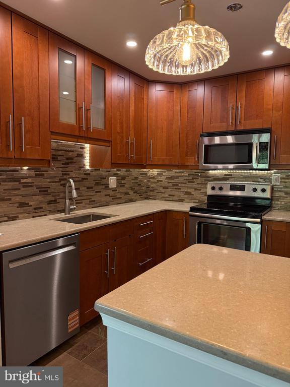 Photo - 46 Woodbine Ct