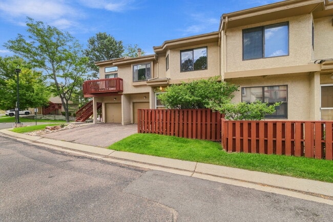 2027 Bristlecone Dr