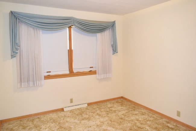 Photo - 500 1st Ave NW