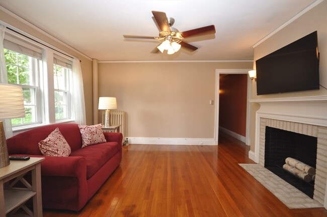 Photo - 298 Main St Unit 12