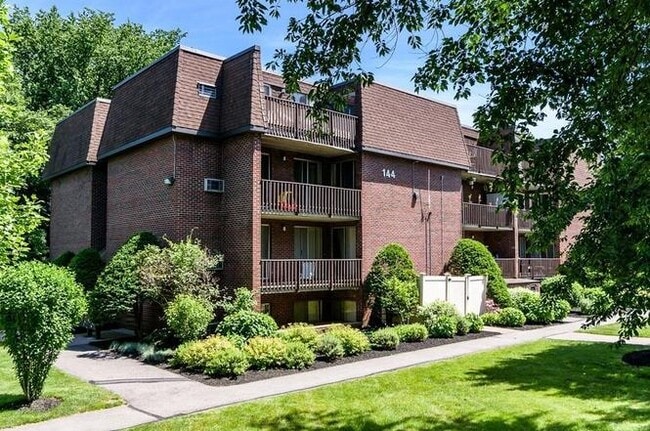 Photo - 140 Kenrick St Unit 23