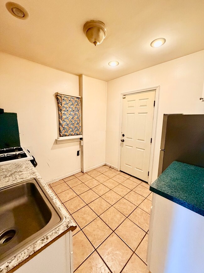 Photo - 1531 W Tucker St