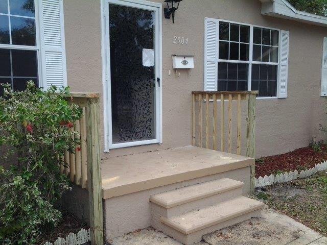 Photo - 2304 Kingston St S