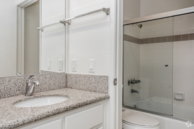 1HAB, 1BA - 636 ft² - Midvale Court Apartments Westwood