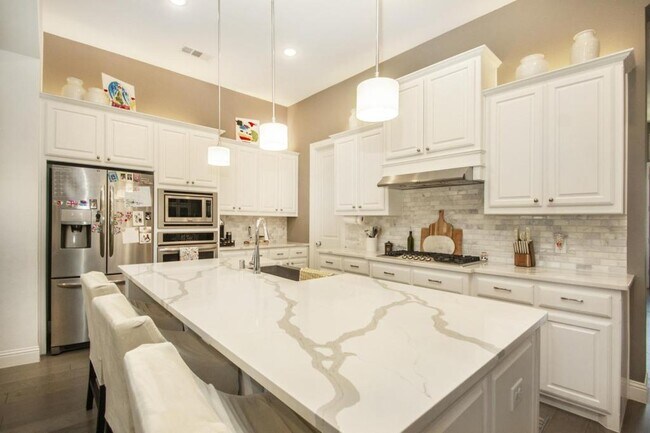 Photo - 1412 Via Toscana Ln