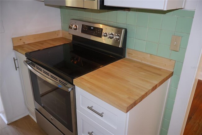 Photo - 3815 W De Leon St