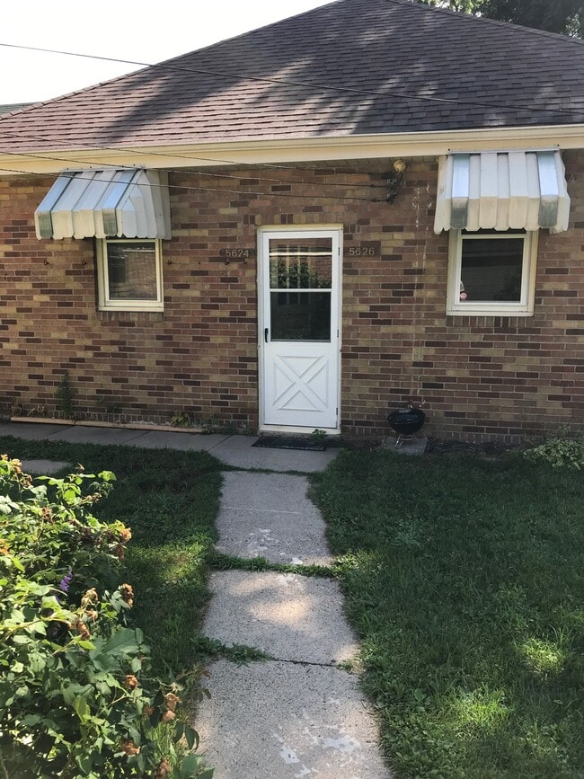 Photo - 5624 Nicollet Ave