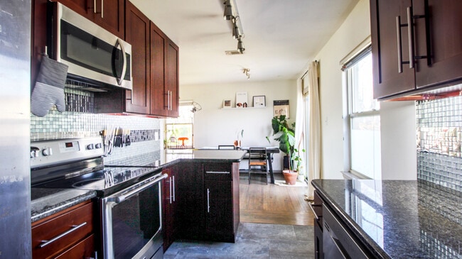Photo - 3725 Highgrove Dr