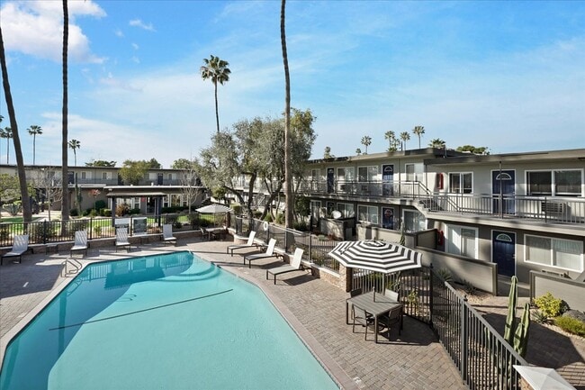 The Courtyards Apartment Homes