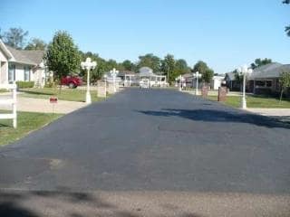 Photo - 527 E Front St