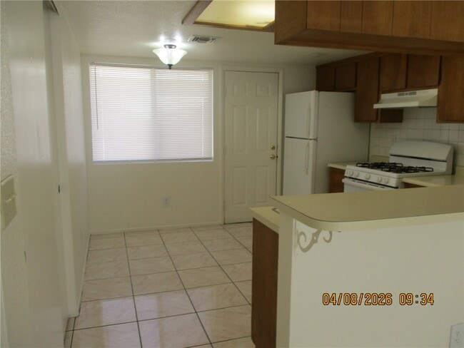 Photo - 827 Baseline Rd