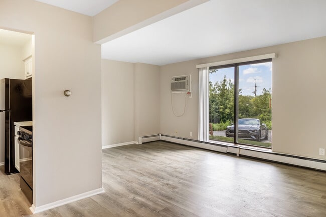 Photo - 1700 Elder St Unit 103