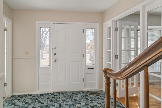 Photo - 2915 Ward Ct