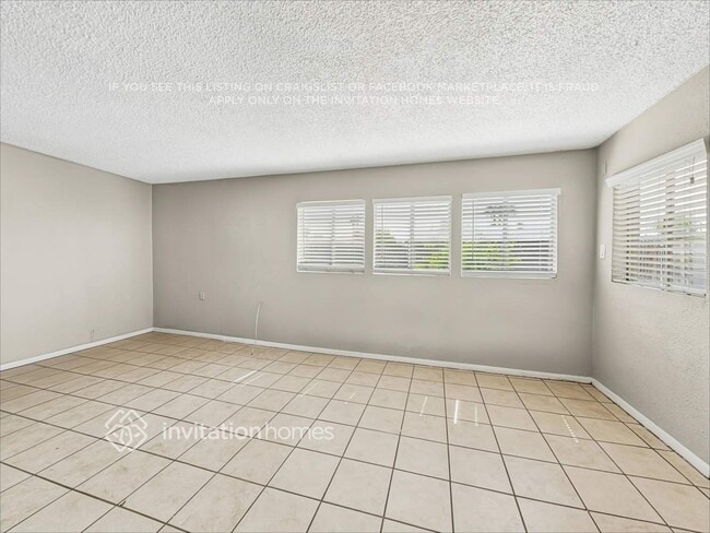 Photo - 8831 N 37th Dr