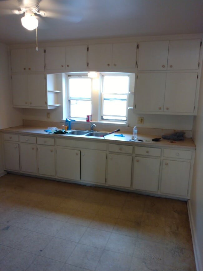 Building Photo - 4646 Towle Ave Unit 4646 Towle - A Rental