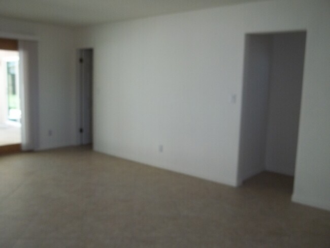 Photo - 2176 Farwell St Unit Studio