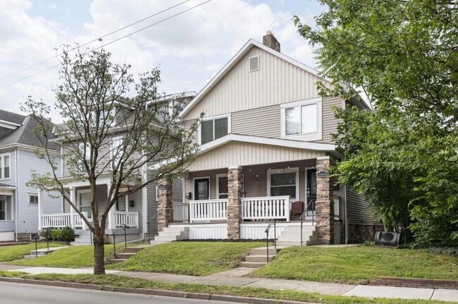 Building Photo - 2411 Indianola Ave