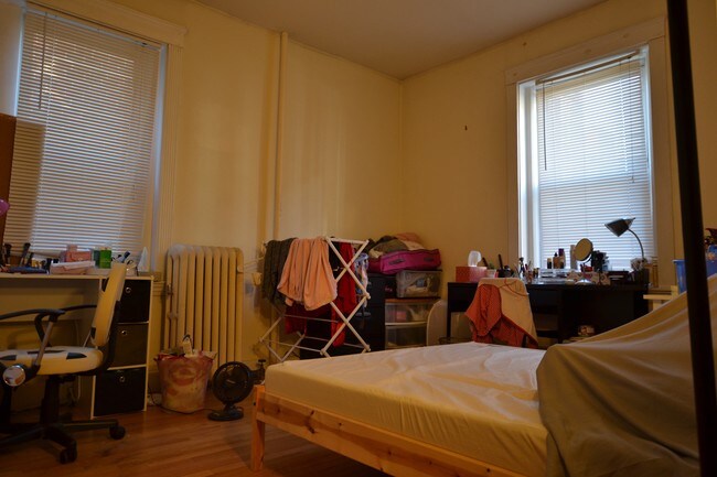 Photo - 322 St Paul St