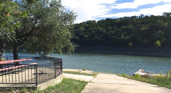 Photo - 2437 Crosswind Dr