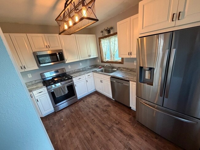 Photo - 409 9th Ave N