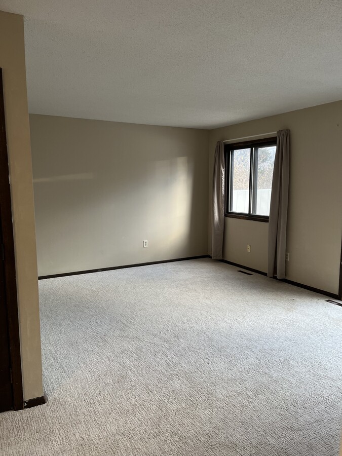 Photo - 911 40th St NW