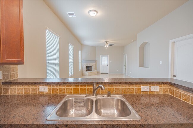 Photo - 28514 Lockeridge Springs Dr