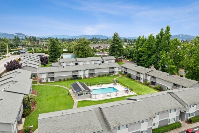 Building Photo - Sequoia Apartments