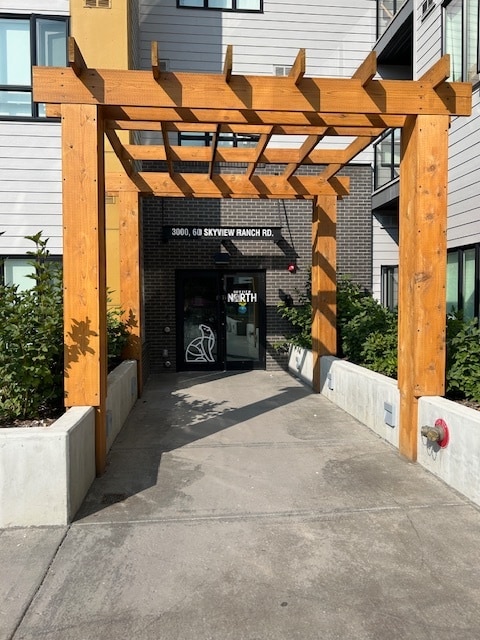 Building Photo - 60 Skyview Ranch Rd NE