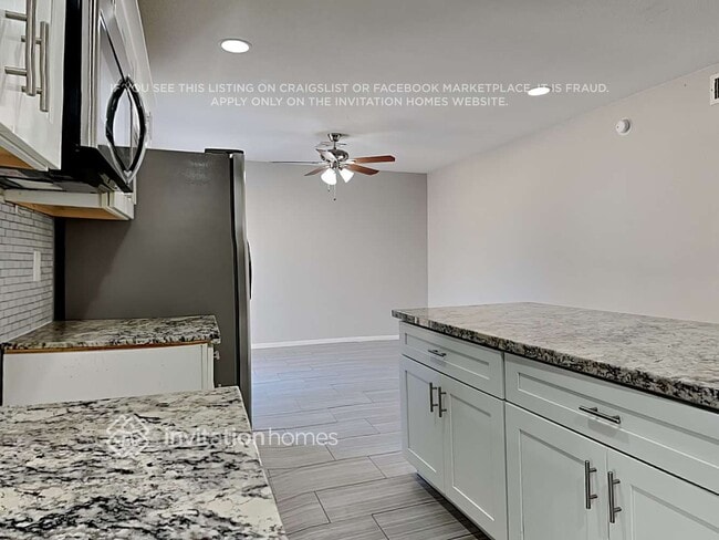 Photo - 1915 E Colgate Dr