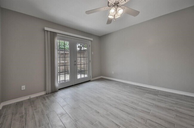 Photo - 12633 Memorial Dr Unit 159