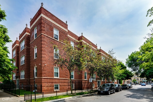 Building Photo - 2717 N Sawyer Ave Unit 2 Rental