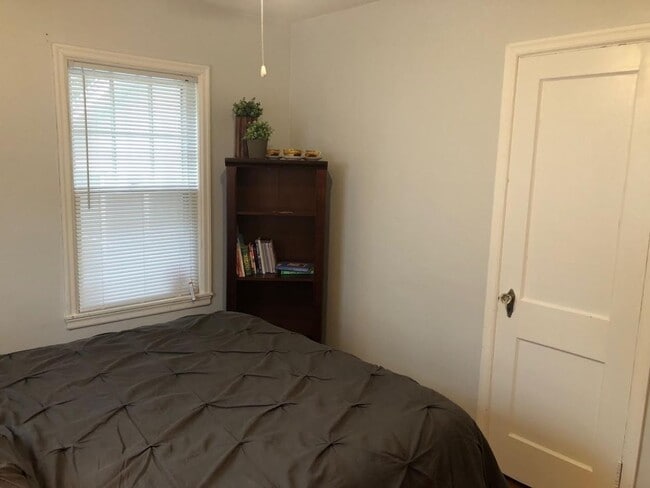 Photo - EXTREMELY PET FRIENDLY!!  3 Bedroom, 1 Bathroom Home in Ames!