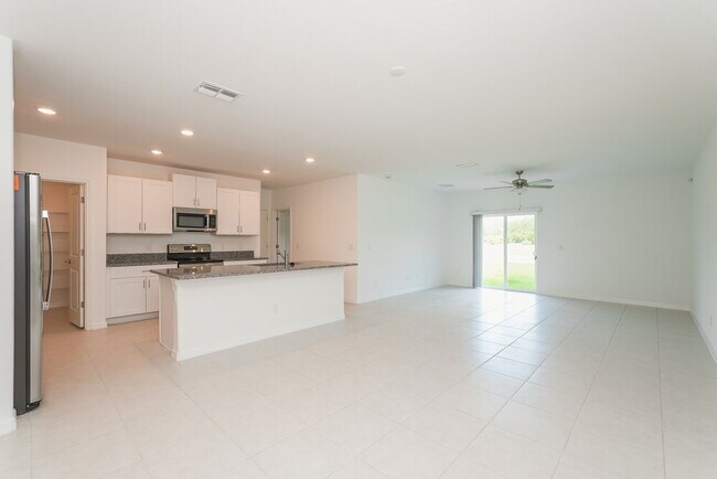 Photo - 2037 Skybrooke Blvd