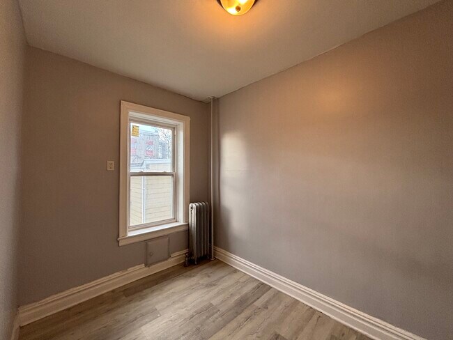 Photo - 319 Summit Ave