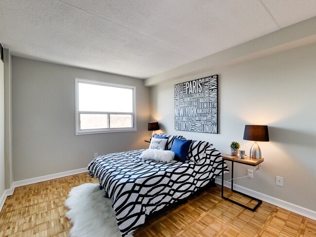 Photo - Bromsgate Apartments