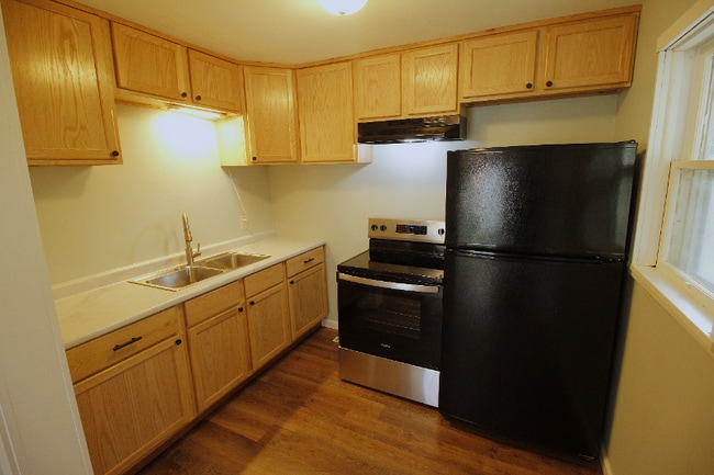 101 Short St Unit Lower