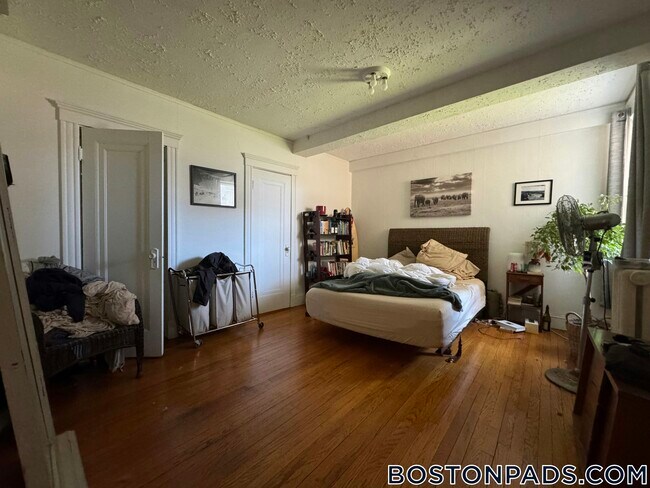 Photo - 475 Highland Ave Unit 3